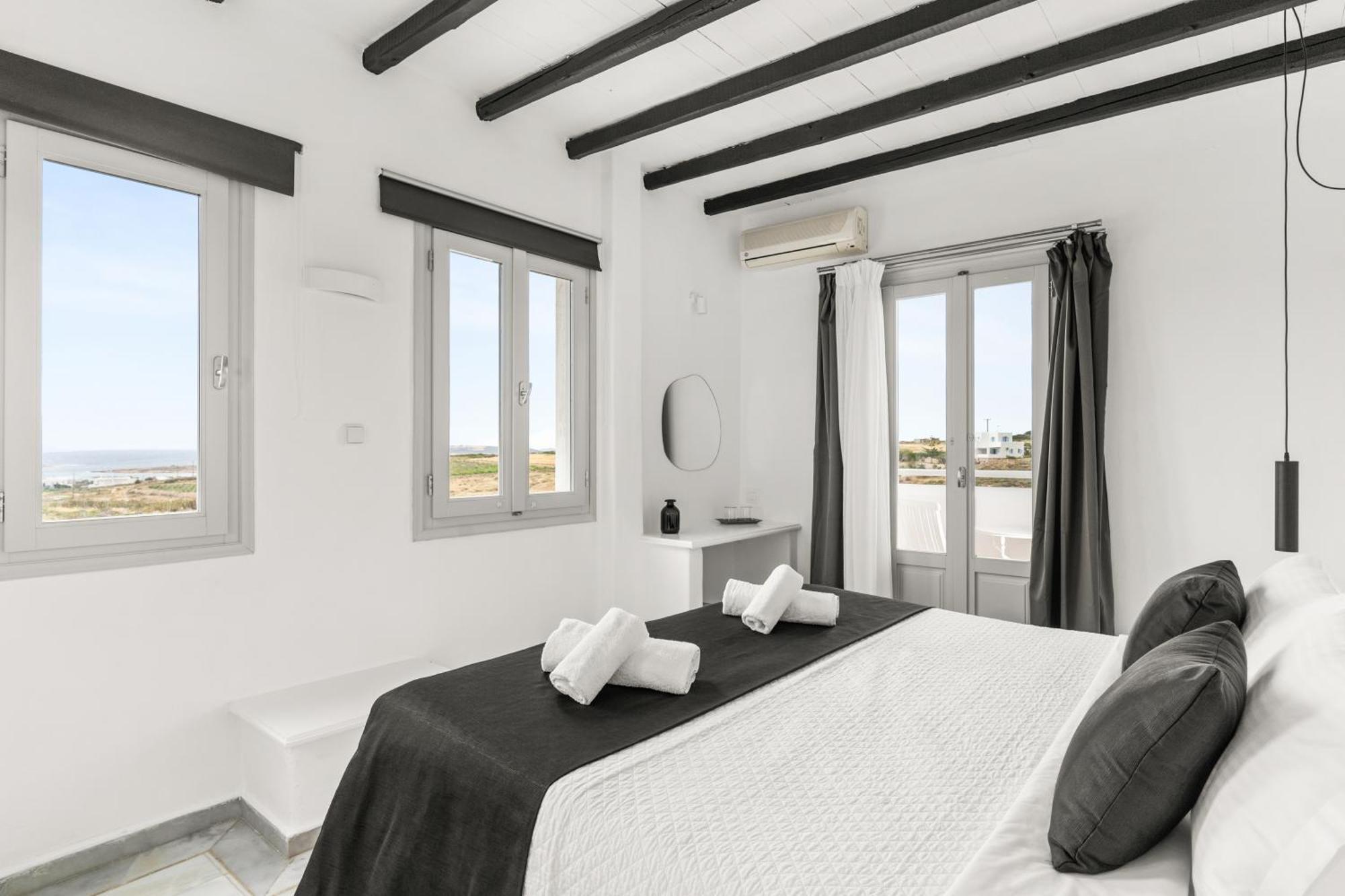 Hotel Mr And Mrs White Paros Nausa Exteriér fotografie